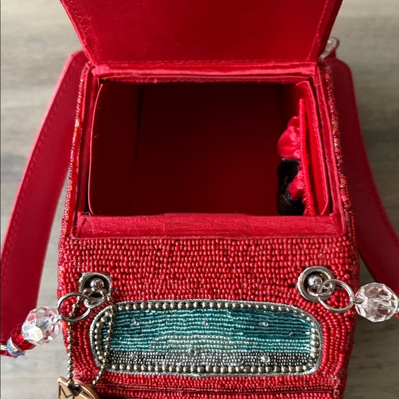 Mary Frances All Spruced Up Christmas Car - Picture 13 of 14